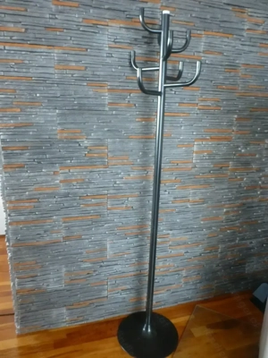 Kleiderständer Schwarz Stabil Unbeschädigt