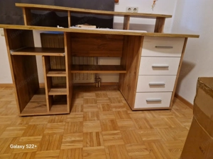 Schreibtisch  Bild 2