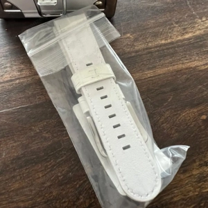 TW Steel TW10 weiss Bild 3