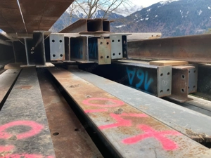 diverse Stahlträger 