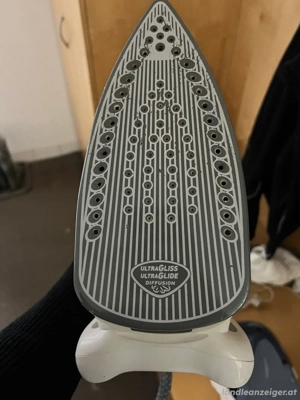 Tefal Dampfbügeleisenstation Bild 3