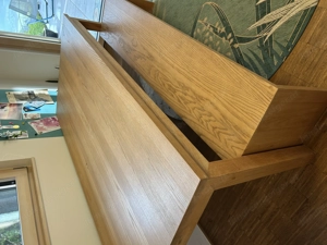 MASSIVHOLZTISCH   inklusive zwei passender Bänke. Bild 2