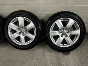 Audi Ich verkaufe ein Winter-Komplettrad in sehr gutem Zustand. Bild 2