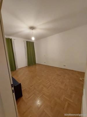 Schöne Altbauwohnung in 1060 Wien Bild 4