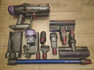 Dyson V11 Absolute Extra Akku-Handstaubsauger in Nickel Blau