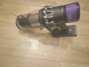 Dyson V11 Absolute Extra Akku-Handstaubsauger in Nickel Blau Bild 4