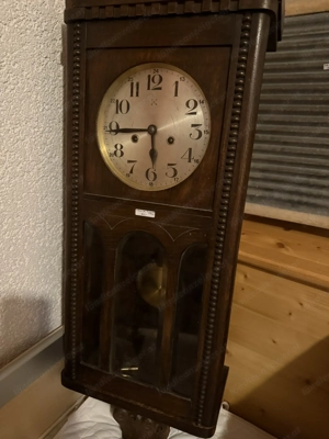 Pendeluhr groß aus Holz Bild 2