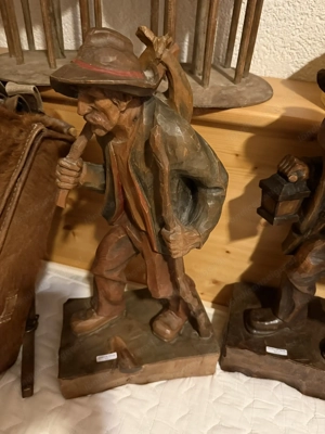 Holzfiguren aus Massivholz, handgeschnitzt Bild 6