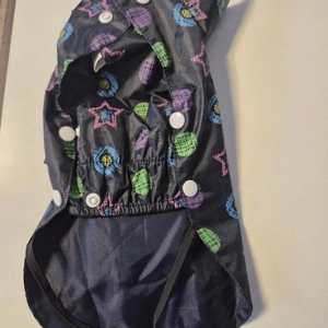 Regenmantel für kleine Welpen