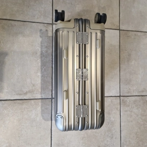 Rimowa  Cabin Topas Titanium Bild 2