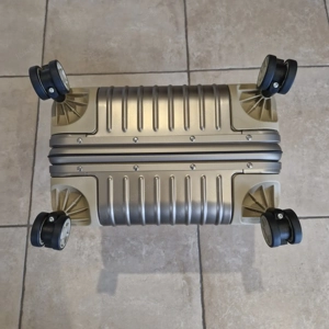 Rimowa  Cabin Topas Titanium Bild 3