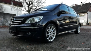 mercedes benz b180 automatic  Bild 4