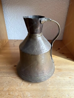 Alte Kupferkanne