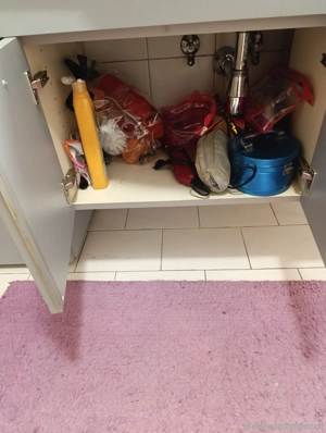 verschenke Badezimmer Hochschrank, Waschtischunterscharnk u. Waschbecken Bild 4