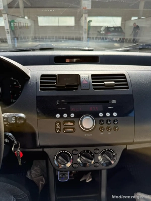 Suzuki Swift 1.3 DDiS, 2006 Bild 4