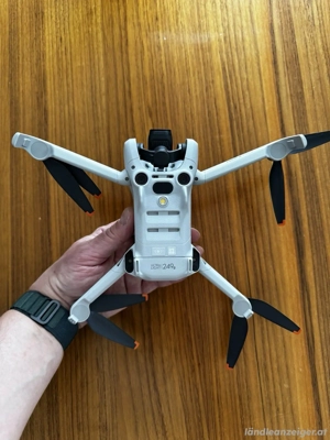 DJI Mini Pro 4 Drohne  Bild 2