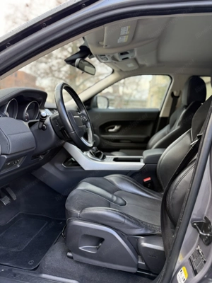 Land Rover Range Rover Evoque Pure 2,2 TD *AHK*Leder*SHZ*Tempomat* Bild 8