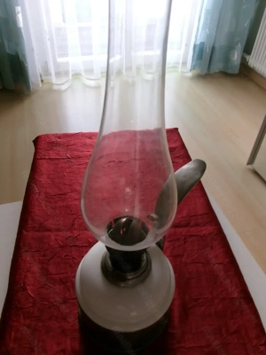 Petroleumlampe mit Zinn und Keramik Bild 2