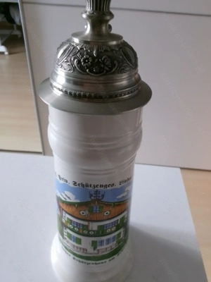 Bierkrüge aus Steingut + Reinzinn 