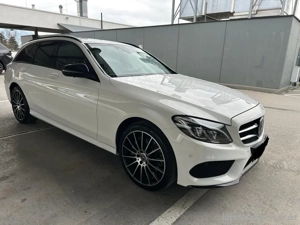Mercedes C400 Bild 2
