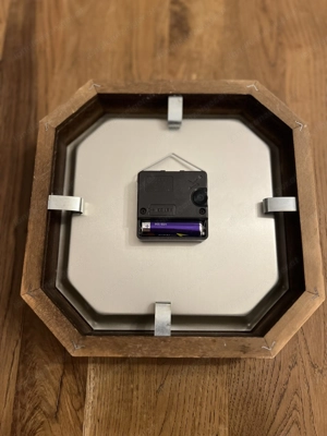 Junghans Wanduhr   Vintage   Holzrahmen   Quarzwerk W738   Voll funktionsfähig Bild 3