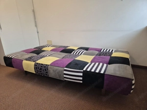 Cooles Samt-Schlafsofa mit Patchwork-Muster Bild 3