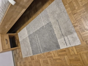 Teppich z. B. als Bettvorleger - neuwertig