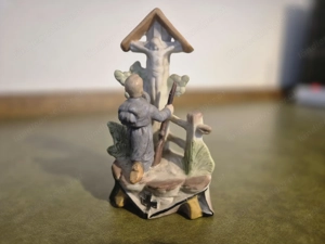 Handbemalte Porzellanfigur