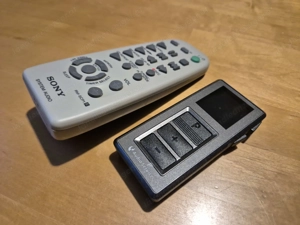 Sony CMT-CP33MD Micro HiFi Regal Stereo System-CD  Band  MD  Tuner und Plattenspieler mit Fernbedien Bild 2