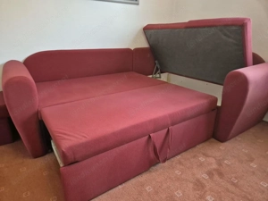 Couch mit sechs Polster, ausziehbar, mit zusätzlichem Bettkasten Hocker und Couchtisch Bild 4