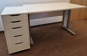 Bürotisch   Arbeitsplatz (120 cm breit) mit fahrbarem Container