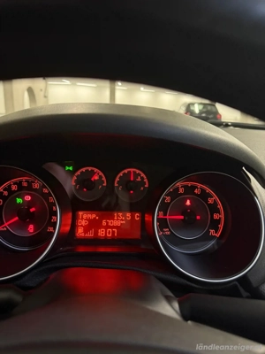 Fiat Grande Punto FIAT Punto 1.4 Natural Power Klein-  Kompaktwagen 2018 Sitzheizung Tempomat Bild 9