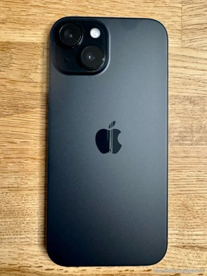 Apple iPhone 15 128 GB Black Dual SIM Bild 3