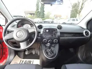 Mazda 2 Bild 7