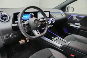 Mercedes-Benz GLA 200 d 4MATIC W-Paket Sport SpurW ParkAss. Bild 8