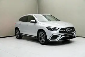 Mercedes-Benz GLA 200 d 4MATIC W-Paket Sport SpurW ParkAss. Bild 2