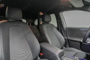 Mercedes-Benz GLA 200 d 4MATIC W-Paket Navi LM ACC KAM SpurW Bild 10