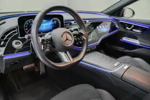 Mercedes-Benz E 300 de 4MATIC mit EQ Hybrid Technologie T-Modell Bild 8