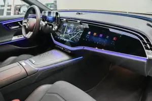 Mercedes-Benz E 300 de 4MATIC mit EQ Hybrid Technologie T-Modell Bild 9