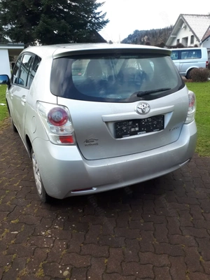 Tojota Verso 1,6 Valvematic Benzin Schaltgetriebe Bild 3