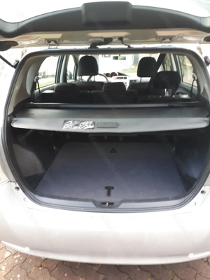 Tojota Verso 1,6 Valvematic Benzin Schaltgetriebe Bild 9