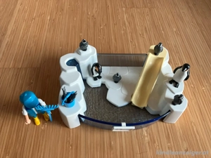 Playmobil Zoo Pinguinbecken Bild 2