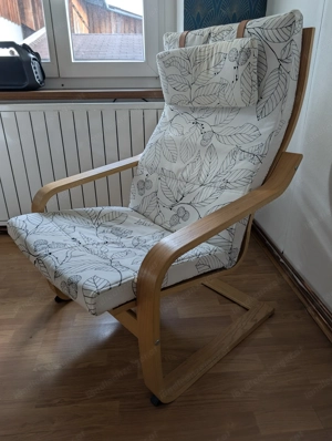 IKEA-Wippstuhl mit Nackenrolle