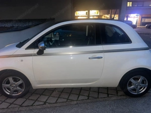 Fiat 500 aus Familienbesitz mit leichten Parkschäden