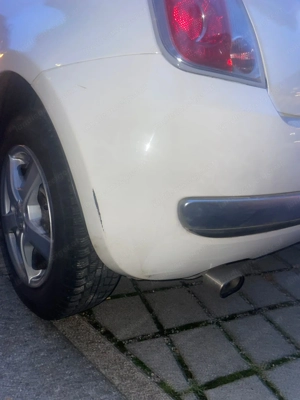 Fiat 500 aus Familienbesitz mit leichten Parkschäden Bild 6