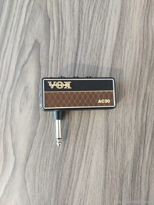 E-Gitarre mit Amp & Zubehör Bild 2