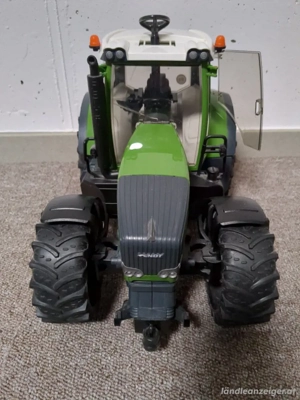 Traktor Fendt 936 Vario Kinderspielzeug  Bild 3