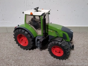 Traktor Fendt 936 Vario Kinderspielzeug  Bild 4