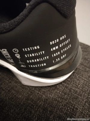 Nike Schuhe  Bild 3