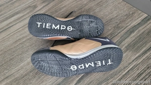 Hallenturnschuhe Gr. 38,5 Nike Bild 3